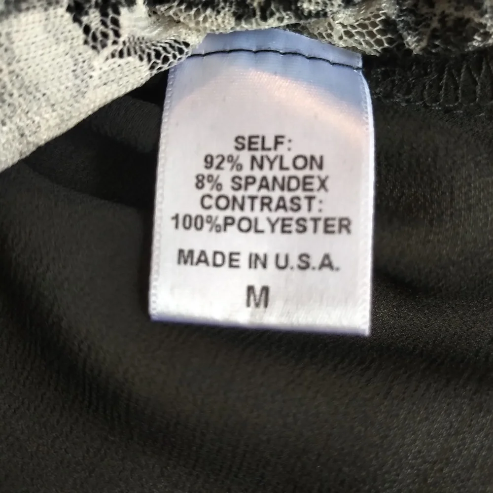 Bobeau Lace Front Top Like New M L